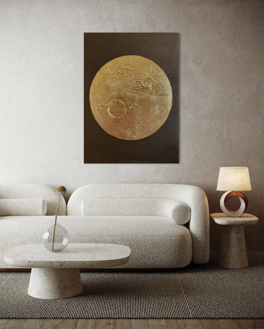 Tableau grand format sur lin, Lune dorée – Terre d’ombre. Une œuvre luxueuse réalisée à la main sous 4 à 6 semaines.